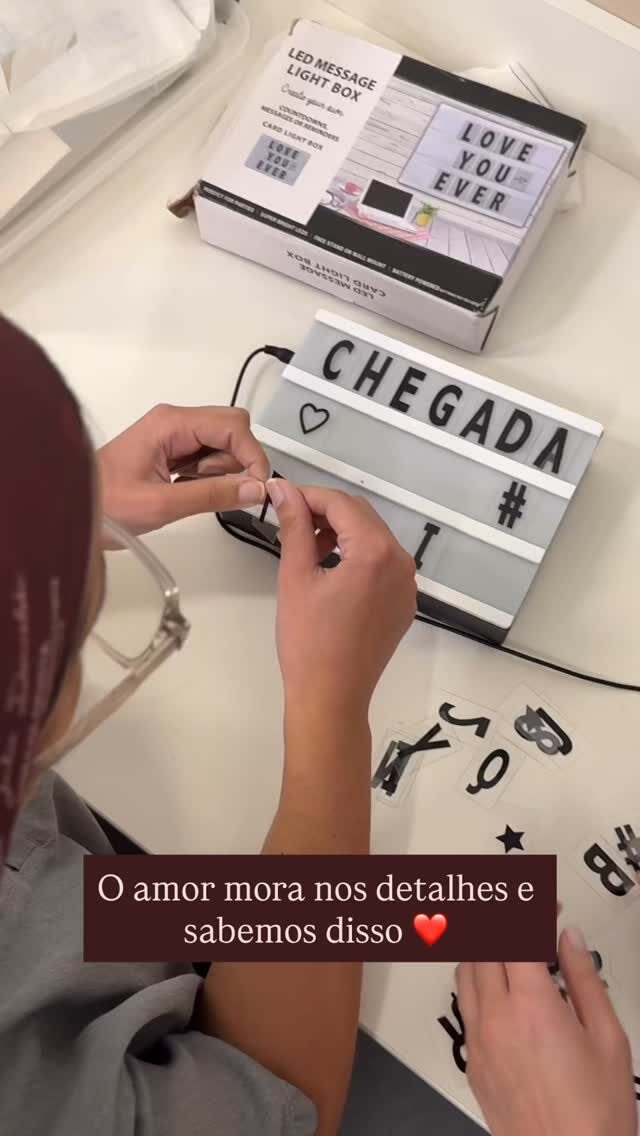 Instagram post from clinica.ellas. This post is in position 0.